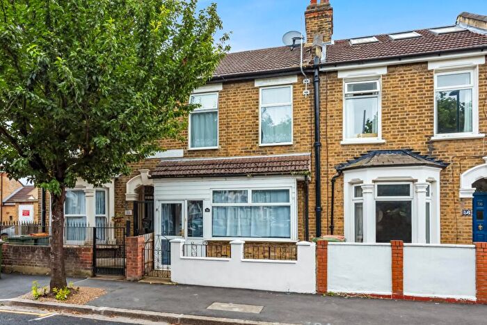 2 Bedroom Terraced House To Rent In Dundee Road, E13