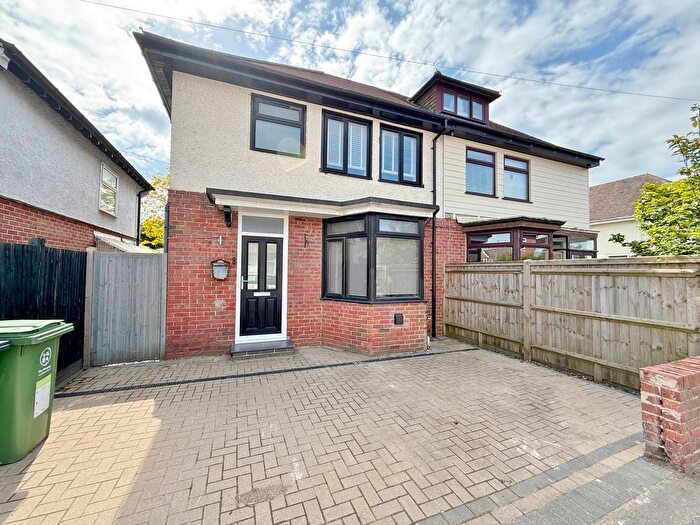 3 Bedroom Semi-Detached House For Sale In Pitreavie Road, Cosham, Portsmouth, PO6