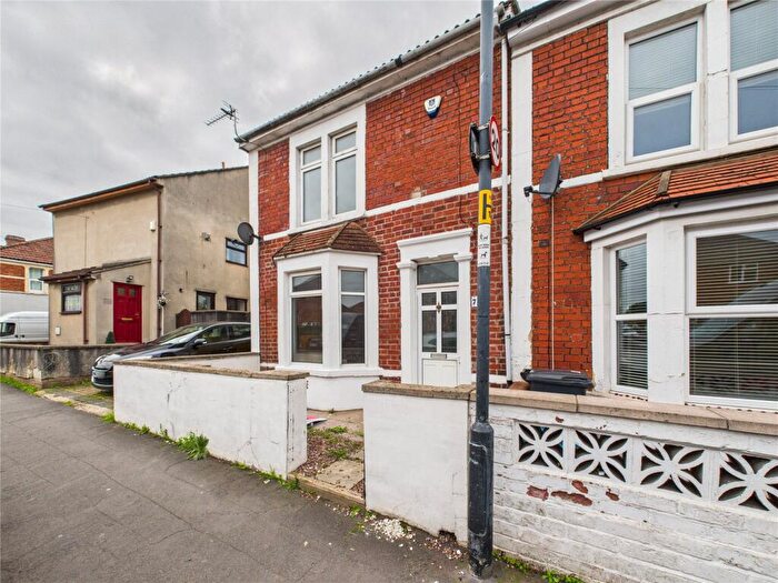 3 Bedroom End Of Terrace House For Sale In Rodney Road, Kingswood, Bristol, BS15
