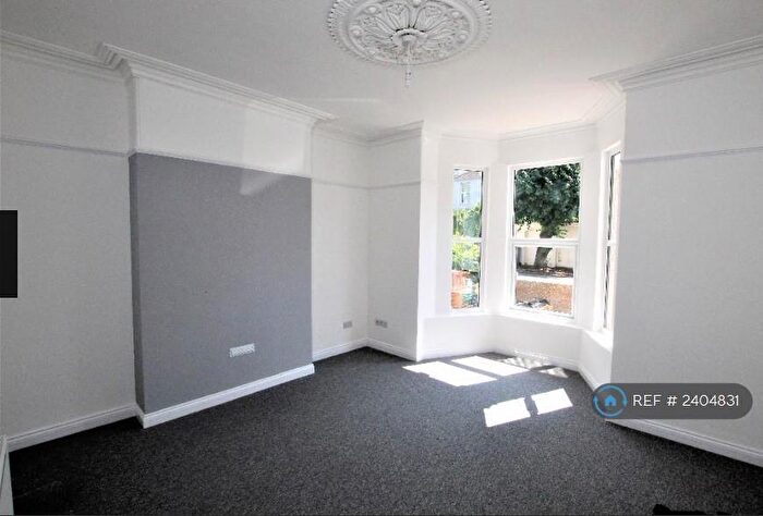 2 Bedroom Flat To Rent In Gifford Terrace Road, Plymouth, PL3