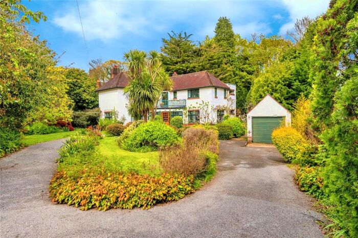 4 Bedroom Detached House For Sale In Bassett Close, Bassett, Southampton, Hampshire, SO16