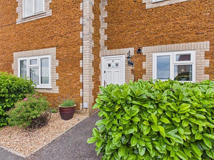 2 Bedroom Flat For Sale In Church Road, Downham Market, PE38