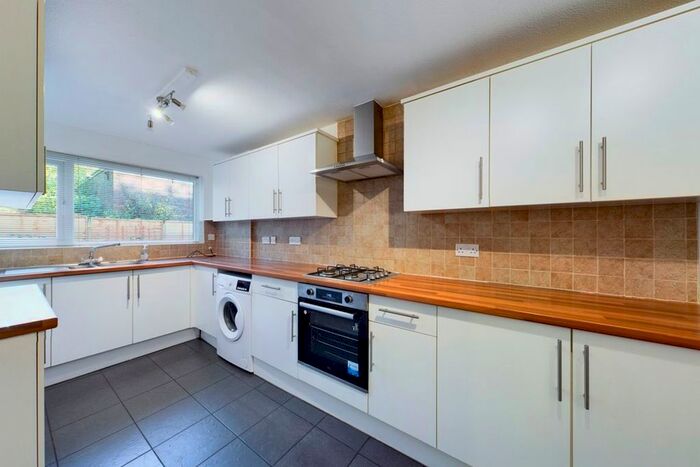 3 Bedroom Terraced House To Rent In Fairfield Road, East Grinstead, RH19