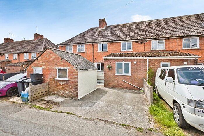 3 Bedroom Terraced House For Sale In Tellis Cross, Yeovil, Somerset, BA22
