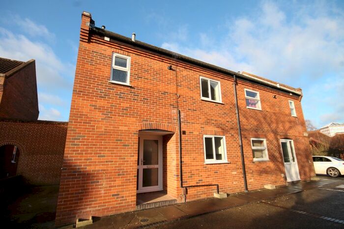 3 Bedroom End Of Terrace House To Rent In Taleworth Close, Norwich, NR5