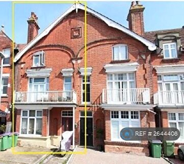 1 Bedroom Flat To Rent In Douglas Avenue, Hythe, CT21
