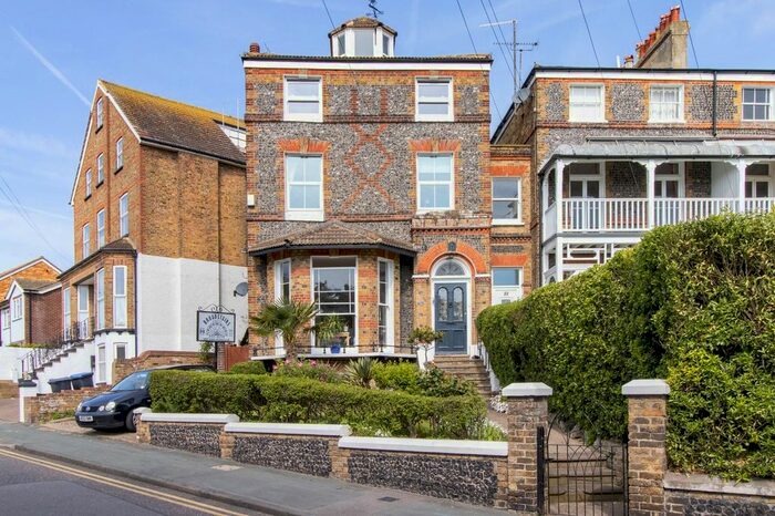 6 Bedroom Semi-Detached House To Rent In Ramsgate Road, Broadstairs, CT10