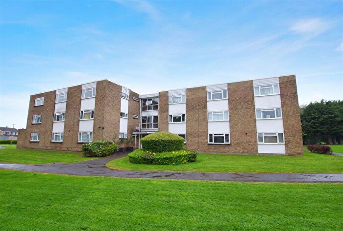 1 Bedroom Flat To Rent In Marlborough Court, Royal Wootton Bassett, SN4