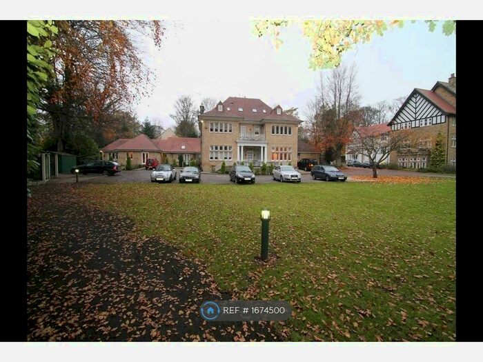 4 Bedroom Flat To Rent In Elmwood Court A, Leeds, LS8
