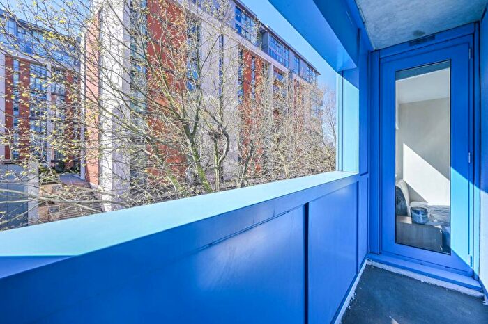 3 Bedroom Flat To Rent In Westgate, Royal Docks, London, E16