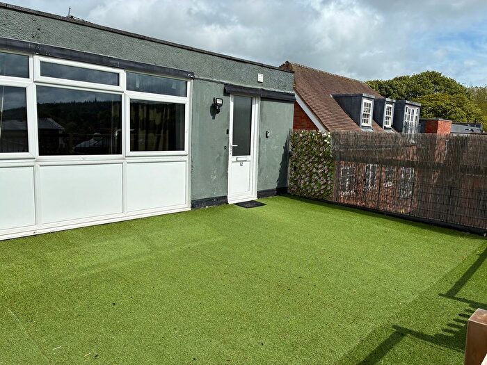 2 Bedroom Flat To Rent In Station Approach, Great Missenden, HP16