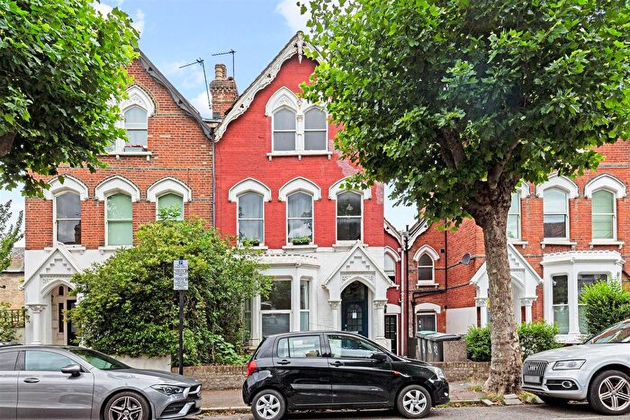 1 Bedroom Flat For Sale In Oakfield Road, Stroud Green, N4