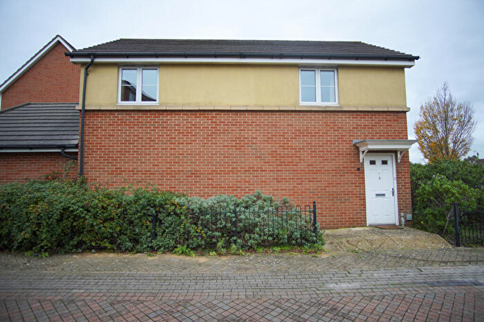 2 Bedroom Property To Rent In Beechcroft Walk, BS7