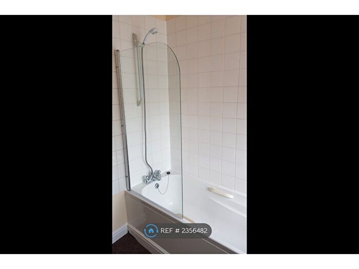 1 Bedroom Terraced House To Rent In Denton Terrace, Morley, Leeds, LS27