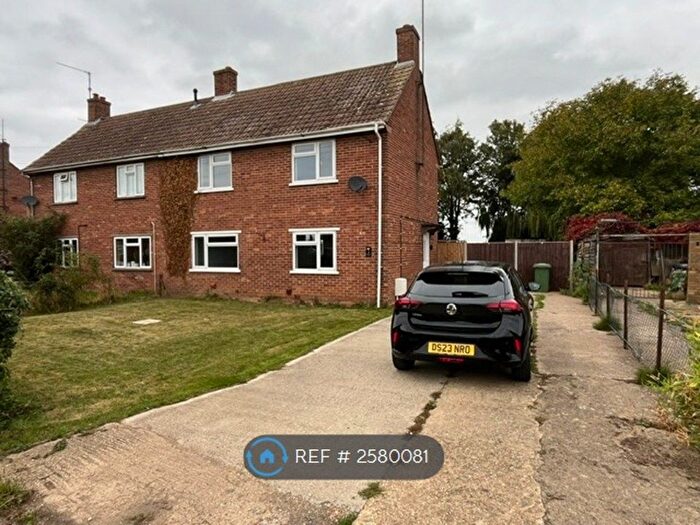 3 Bedroom Semi-Detached House To Rent In Seafield Road, Leverington, Wisbech, PE13