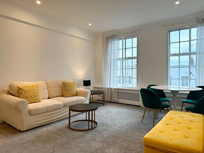2 Bedroom Flat To Rent In St. Georges Court, Brompton Road, SW3