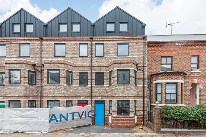 4 Bedroom Property For Sale In Railton Road, Herne Hill, London, SE24