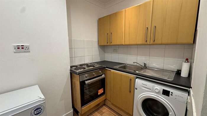 1 Bedroom Flat To Rent In Westmoreland Street, Glasgow, G42