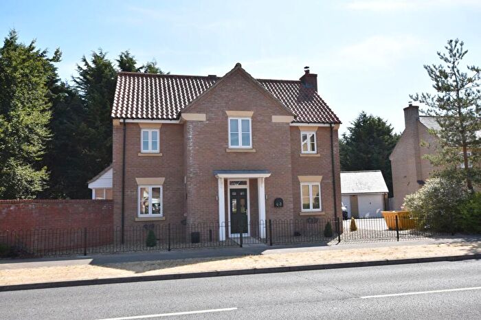 4 Bedroom Detached House To Rent In Comfrey Way, Thetford, IP24