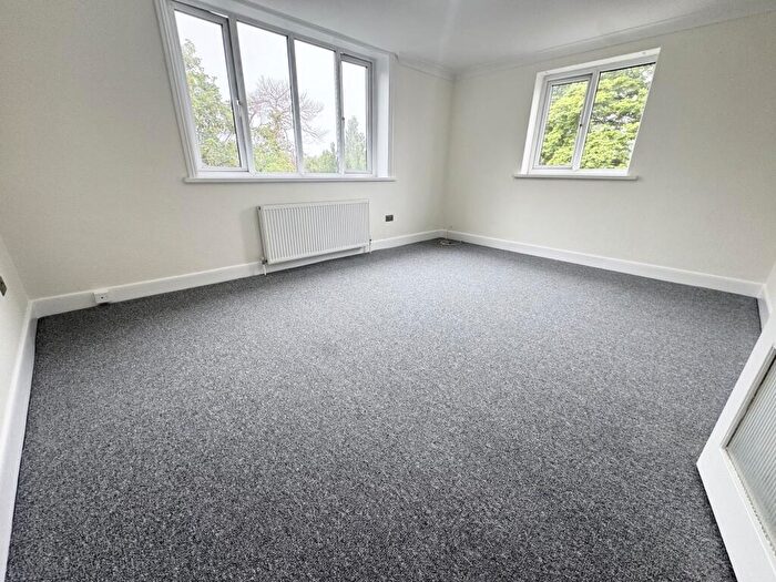2 Bedroom Flat To Rent In Cavendish Place, Bournemouth, BH1
