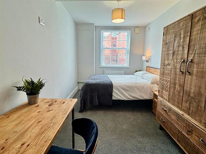 5 Bedroom Flat To Rent In St. Marys Gate, Nottingham, NG1