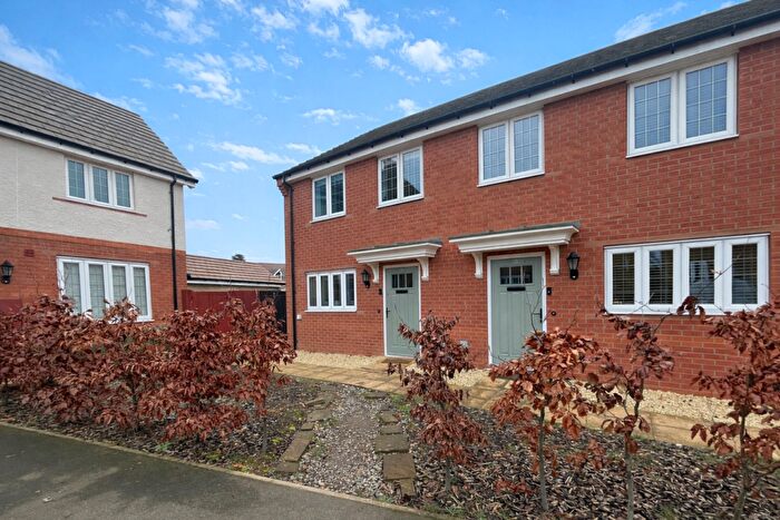 2 Bedroom Semi Detached House For Sale In Roe Deer Meadow, Langford, Biggleswade, SG18