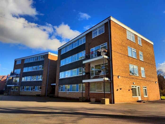 2 Bedroom Flat To Rent In Coppice Close, Dove House Lane, Solihull, B91