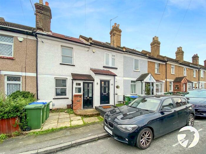 2 Bedroom Terraced House To Rent In Ducketts Road, Crayford, DA1