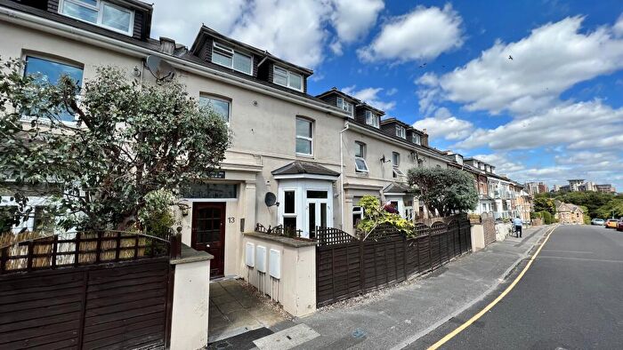 1 Bedroom Flat To Rent In Newgate Mews, , Bournemouth, BH2