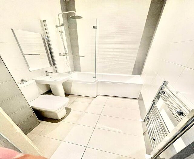 2 Bedroom Apartment To Rent In Prospect Mill Meadows, Cleckheaton, West Yorkshire, BD19
