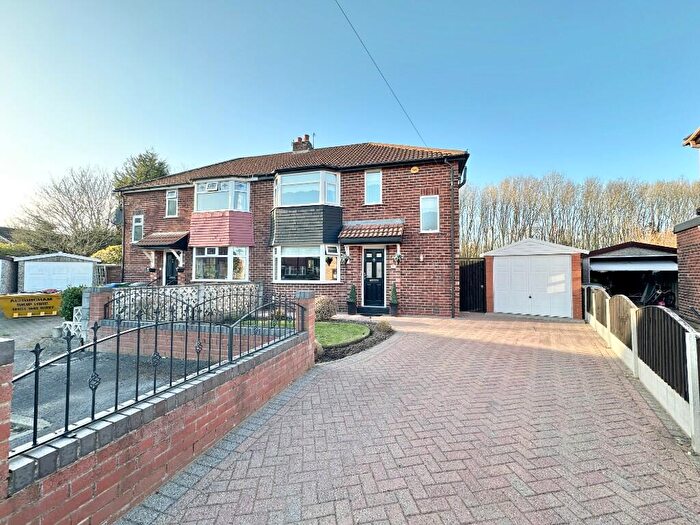 3 Bedroom Semi Detached House For Sale In Pine Grove, Sale, Greater Manchester, M33