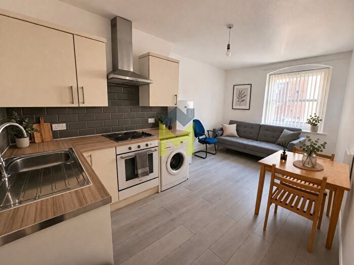 2 Bedroom Flat To Rent In Peel House, Temple Street, NE1