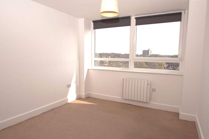 2 Bedroom Apartment To Rent In Vista Tower, Stevenage, SG1