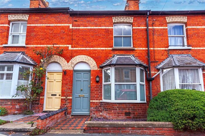 2 Bedroom House For Sale In Park Road, Henley-on-Thames, Oxfordshire, RG9