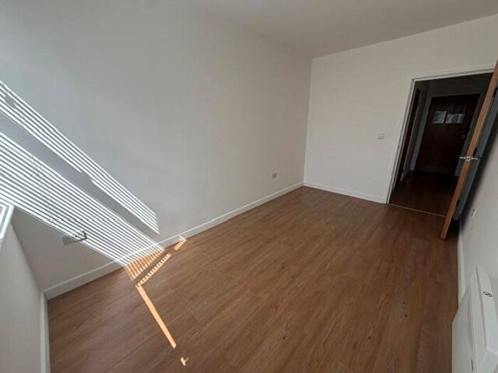 1 Bedroom Flat To Rent In Oxford Street, DY10