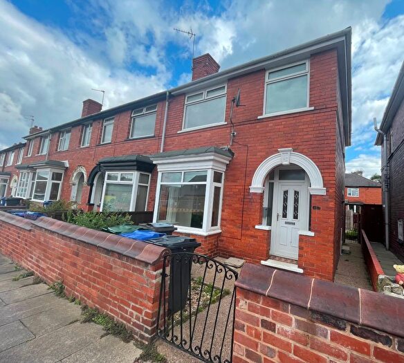 3 Bedroom Terraced House To Rent In Victoria Road, Balby, DN4