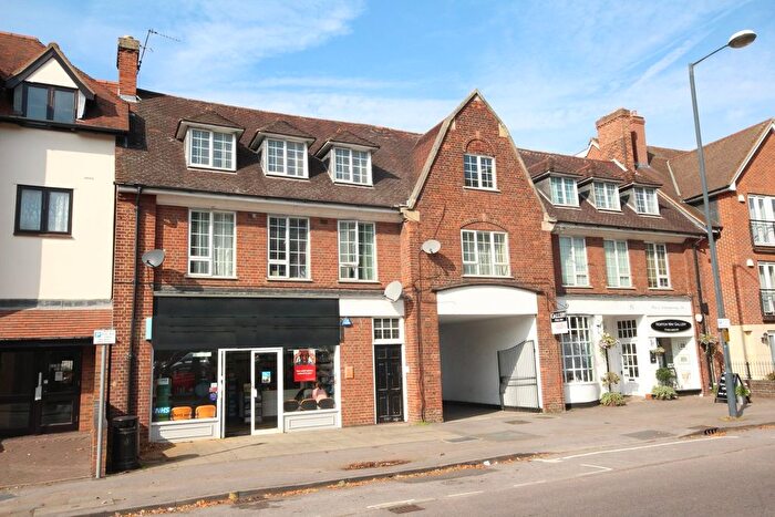 1 Bedroom Flat For Sale In Norton Way North, Letchworth Garden City, SG6