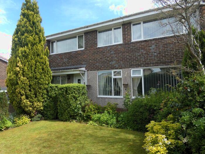 3 Bedroom Semi-Detached House For Sale In Ullswater Avenue, West Auckland, Bishop Auckland, DL14