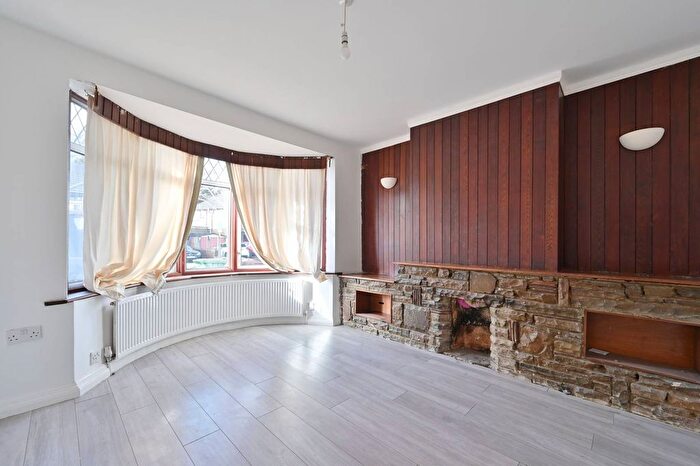 4 Bedroom End Terrace House To Rent In Southdown Crescent, Harrow, HA2