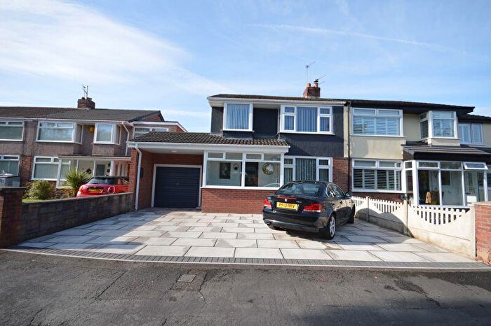 3 Bedroom Semi-Detached House For Sale In Warrington Road, Prescot, L35