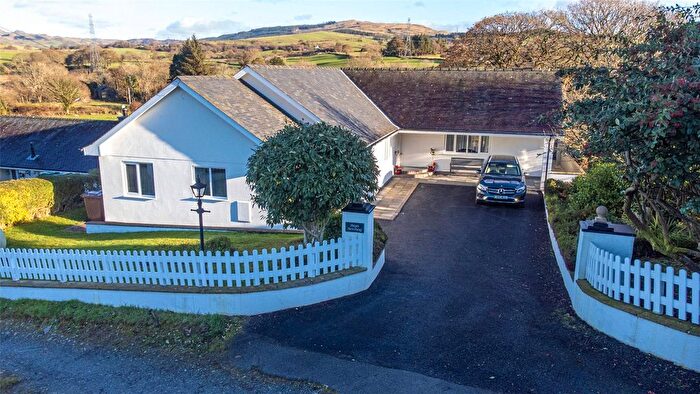 4 Bedroom Bungalow For Sale In Gellilydan, Blaenau Ffestiniog, Gwynedd, LL41