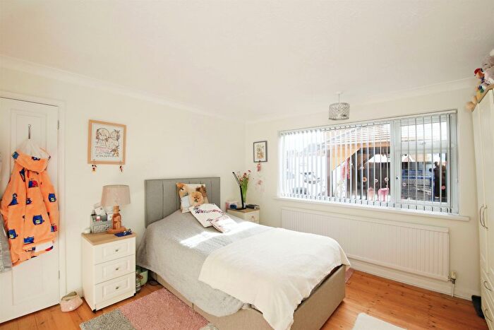 2 Bedroom Detached Bungalow For Sale In St. Johns Road, Spalding, PE11