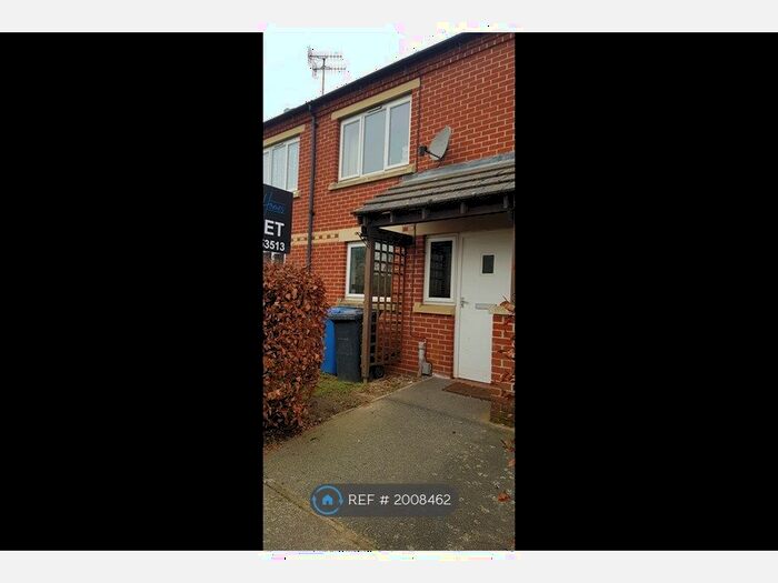 2 Bedroom Terraced House To Rent In Sinclair Drive, Ipswich, IP2