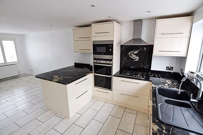 2 Bedroom Terraced House To Rent In Nursery Gardens, Chislehurst, BR7