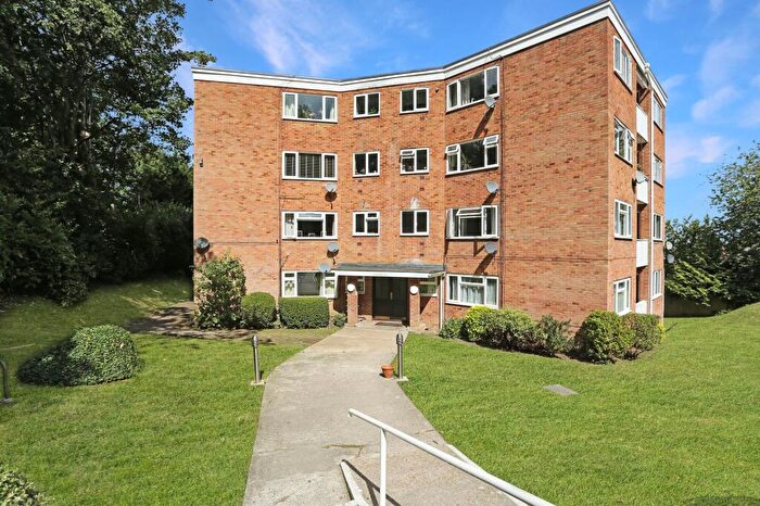 1 Bedroom Flat For Sale In Runnymede Court, West End, SO30