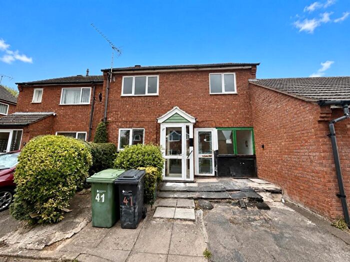 3 Bedroom Terraced House For Sale In Grosmont Grove, Hereford, HR2