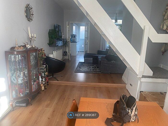 2 Bedroom Terraced House To Rent In Dunster St, Leicester, LE3
