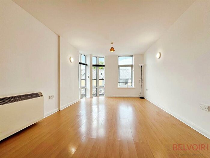 2 Bedroom Apartment To Rent In Weekday Cross, Nottingham, NG1