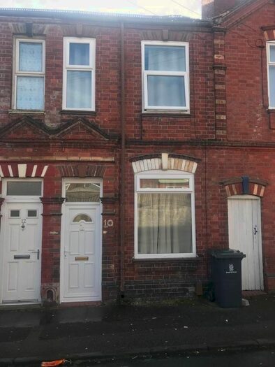3 Bedroom Terraced House To Rent In Richmond Terrace, Stoke-On-Trent, ST1