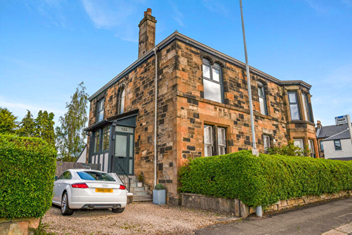 4 Bedroom Flat For Sale In Seedhill Road, Paisley, PA1